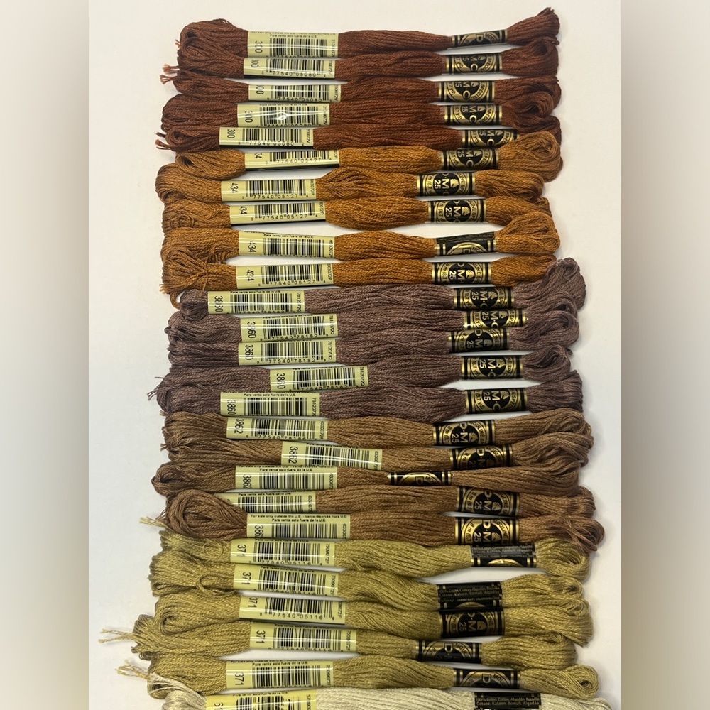 50 Skeins DMC Embroidery Floss Mouline Special 6 Strand Assorted Multicolors - Picture 3 of 13